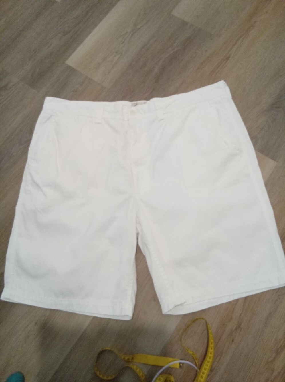 St. John's Bay Men's Big & Tall Sz44 Classic White Chino Style Flat Front Shorts
